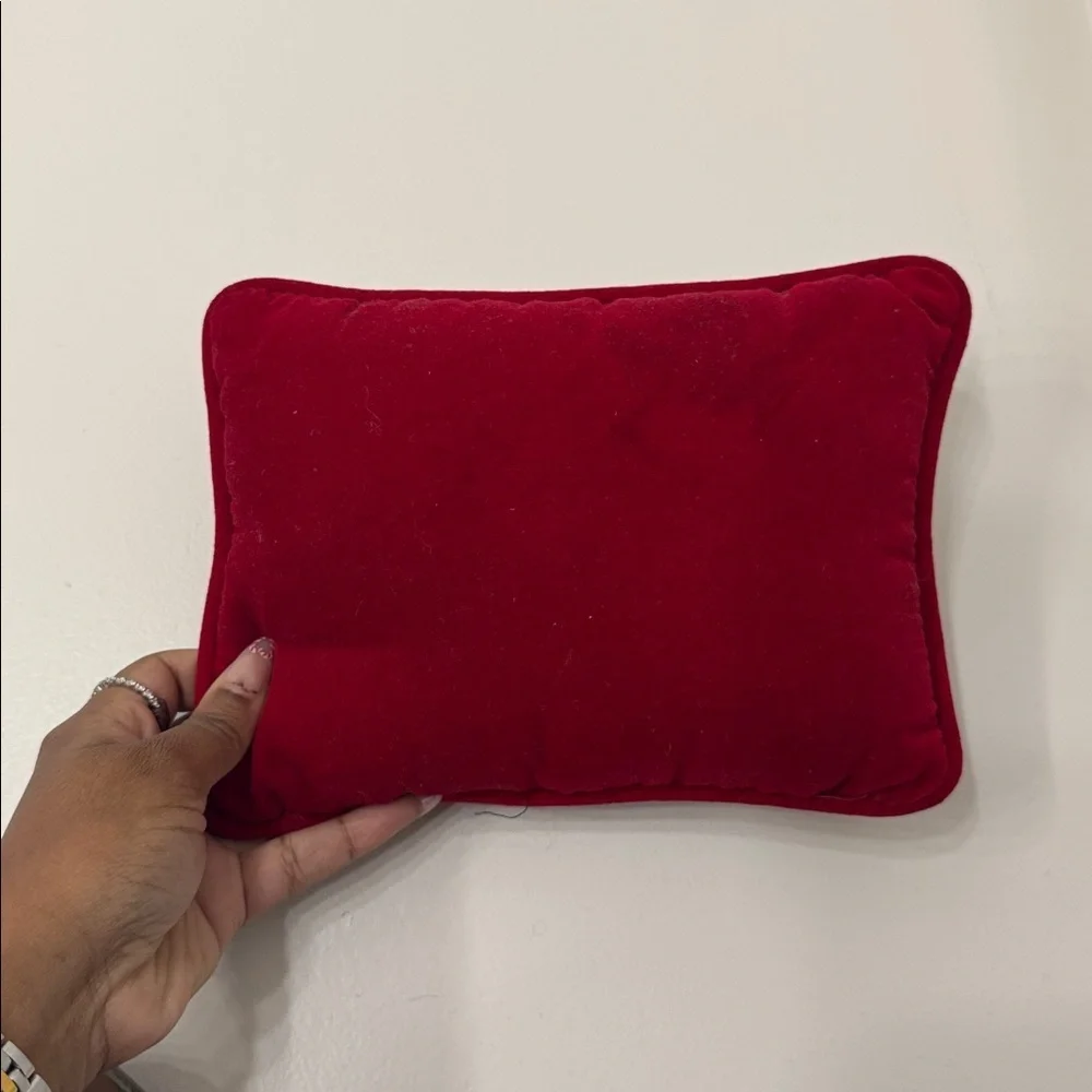 Red Gold needlepoint Pillow 8x6 queen Wife girlfriend gift anniversary love chic
